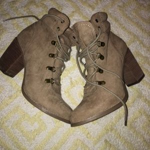 Cato boots size 8